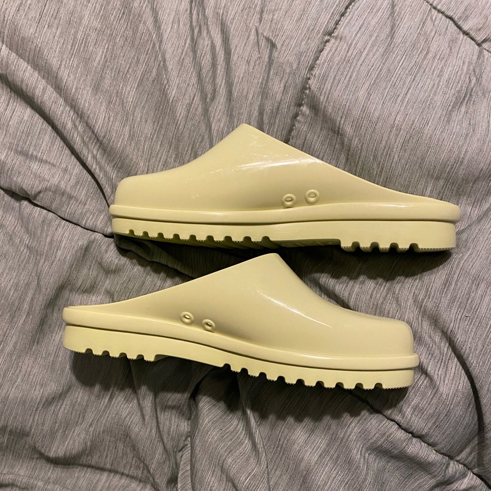 NWT Melissa jelly Clogs size 7